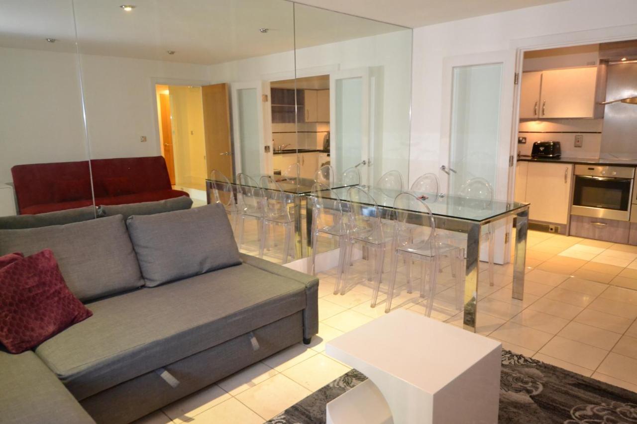 The Riverside Apartment *